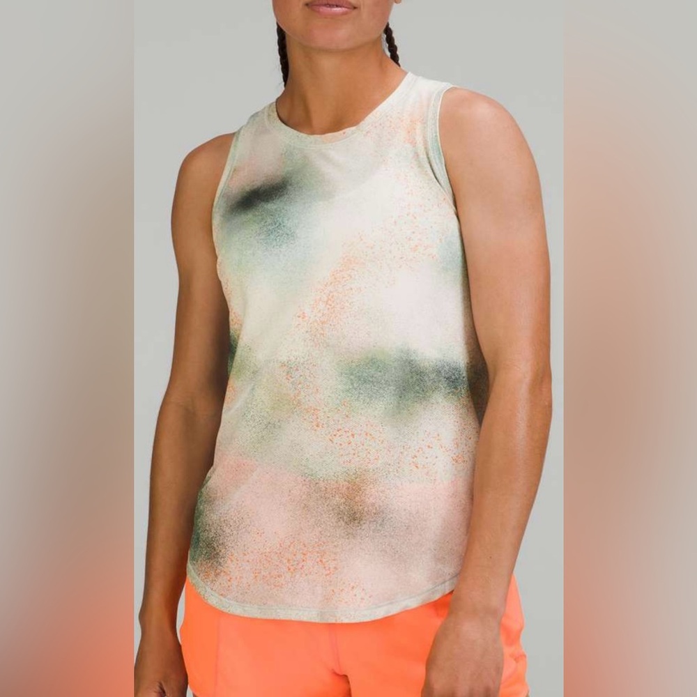 Lululemon high neck run top